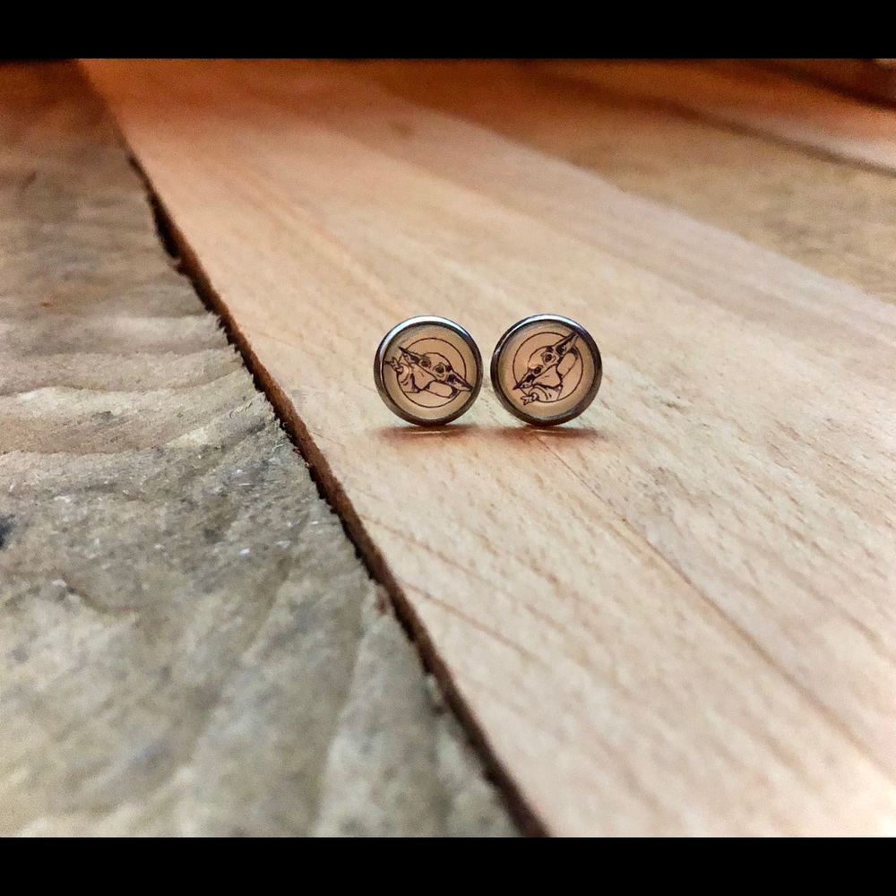💫Baby Yoda - The Mandalorian - Stud Earrings💫